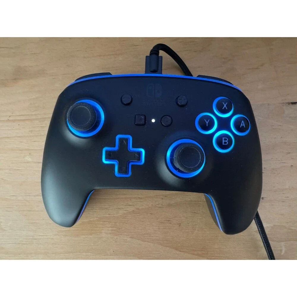 Nintendo Switch Light Enhanced Wired Controller Black-Glow Video Games